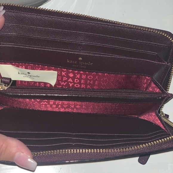 Kate Spade handbag with matching wallet - Picture 4 of 4